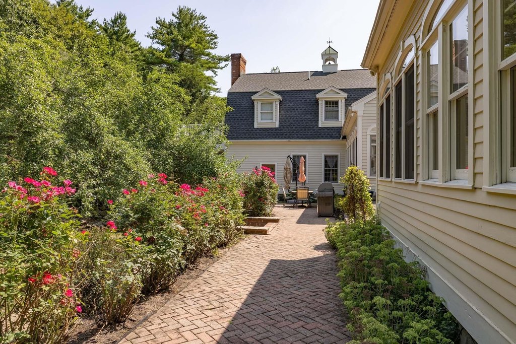Rye, New Hampshire, 03870, United States, 3 Bedrooms Bedrooms, ,5.5 BathroomsBathrooms,Residential,Forsale,1952924