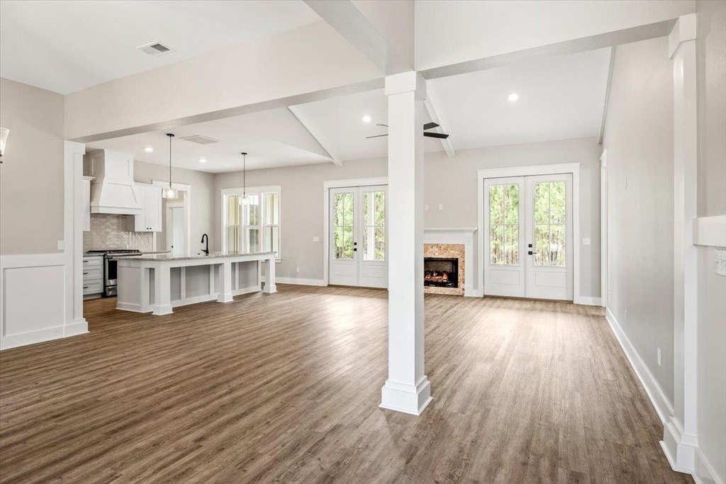 Tallahassee, Florida, 32311, United States, 3 Bedrooms Bedrooms, ,2 BathroomsBathrooms,Residential,Forsale,1968316