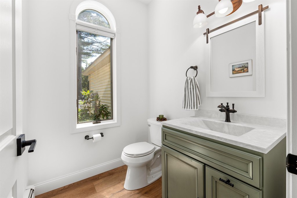 Hales Location, New Hampshire, 03860, United States, 3 Bedrooms Bedrooms, ,2.5 BathroomsBathrooms,Residential,Forsale,1941245