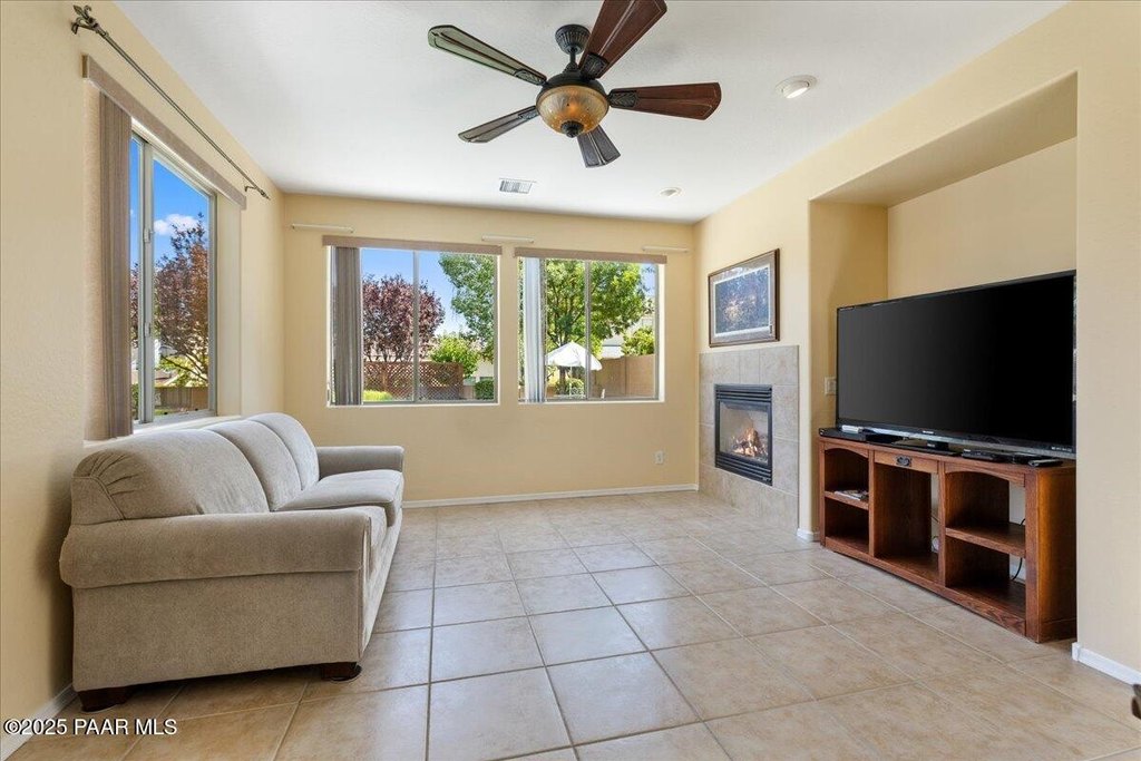 Prescott Valley, Arizona, 86314, United States, 3 Bedrooms Bedrooms, ,2.5 BathroomsBathrooms,Residential,Forsale,1929283