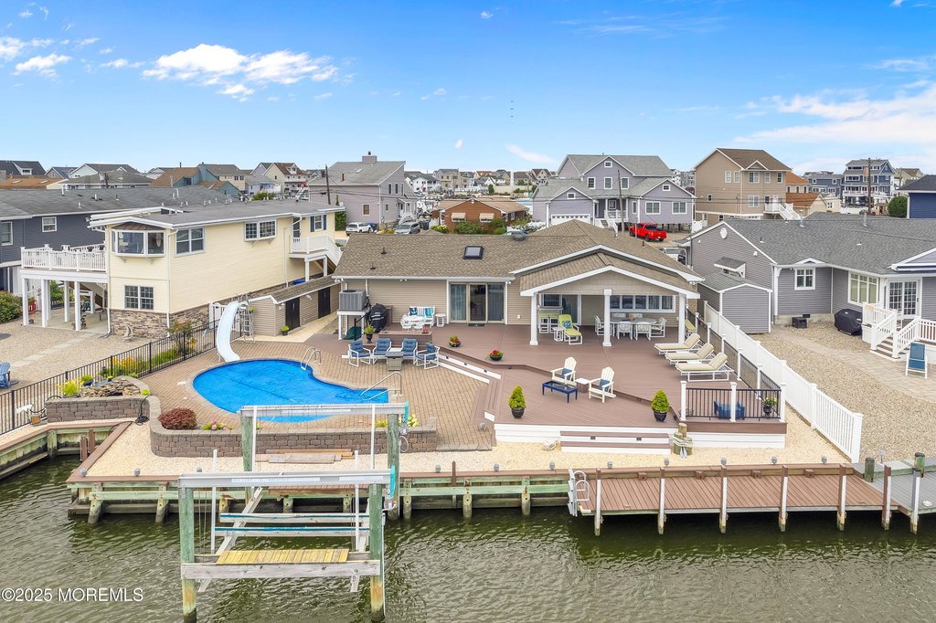 Lavallette, New Jersey, 08735, United States, 4 Bedrooms Bedrooms, ,3 BathroomsBathrooms,Residential,Forsale,1922713