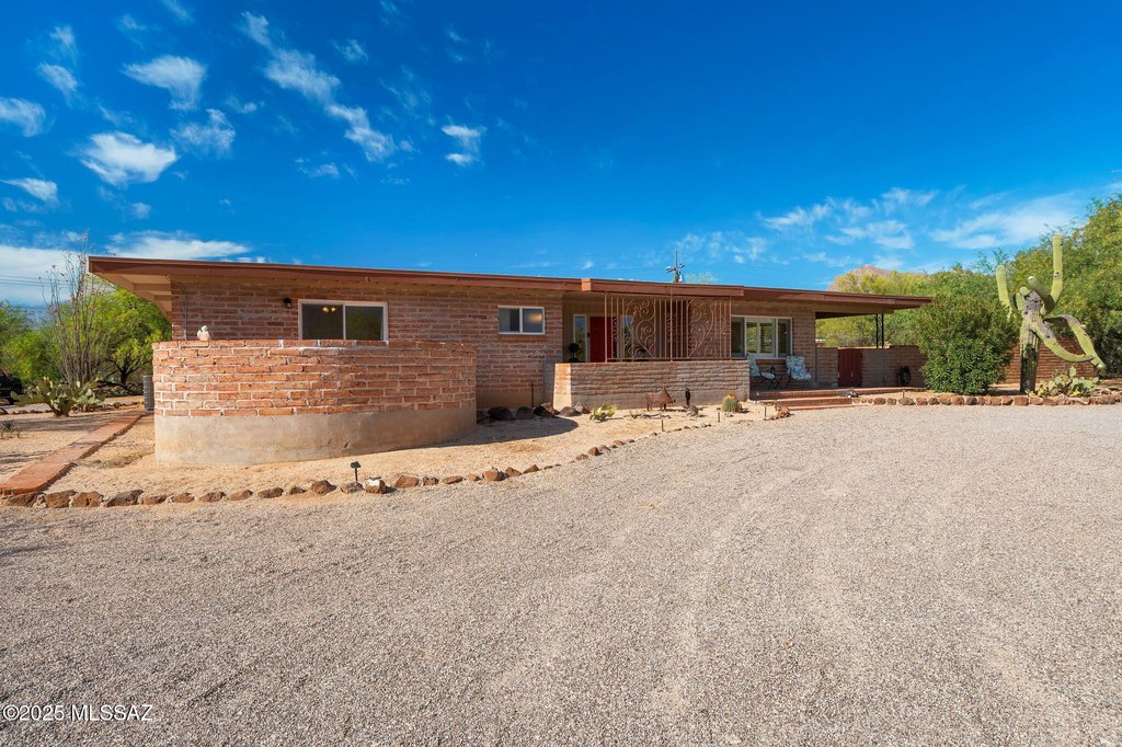 Tucson, Arizona, 85704, United States, 3 Bedrooms Bedrooms, ,2 BathroomsBathrooms,Residential,Forsale,1963524