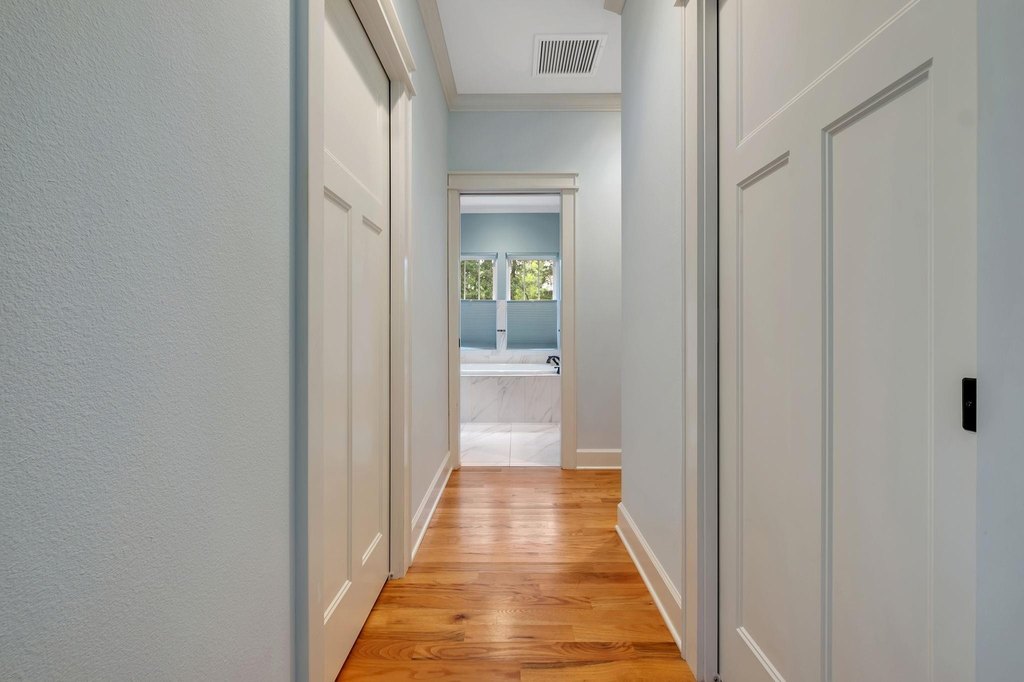 Tallahassee, Florida, 32312, United States, 4 Bedrooms Bedrooms, ,3 BathroomsBathrooms,Residential,Forsale,1946732