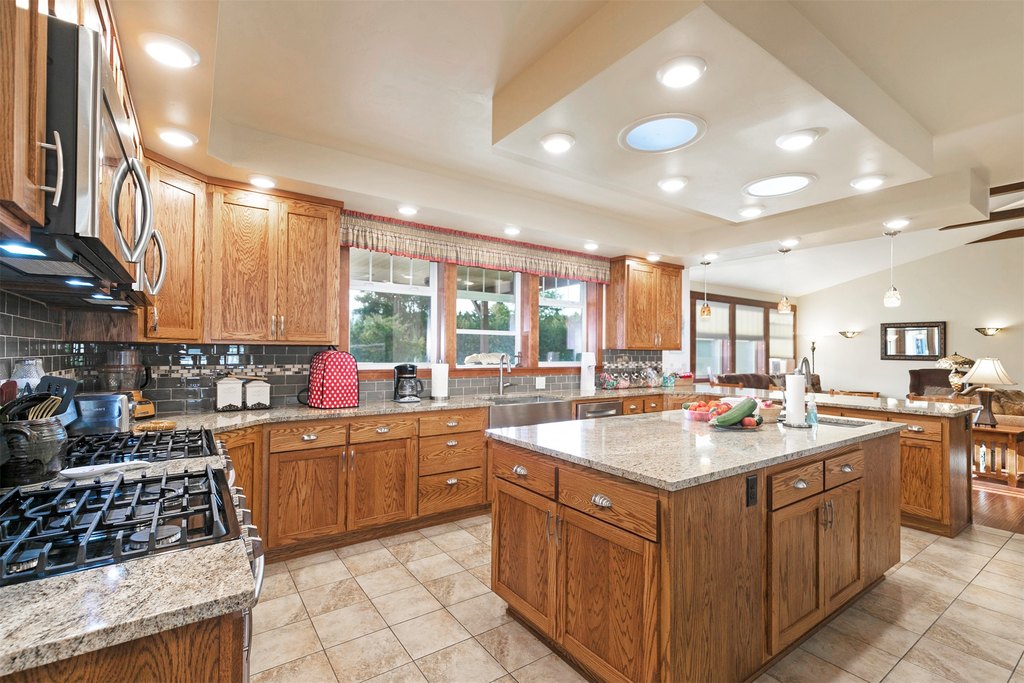 Corvallis, Montana, 59828, United States, 4 Bedrooms Bedrooms, ,3.5 BathroomsBathrooms,Residential,Forsale,1944296