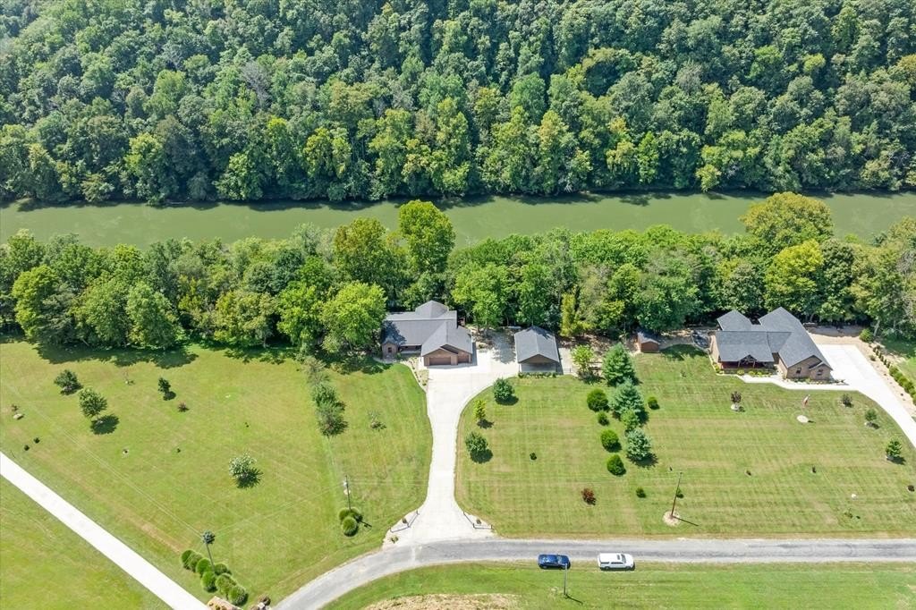 Celina, Tennessee, 38551, United States, 3 Bedrooms Bedrooms, ,2 BathroomsBathrooms,Residential,Forsale,1929825