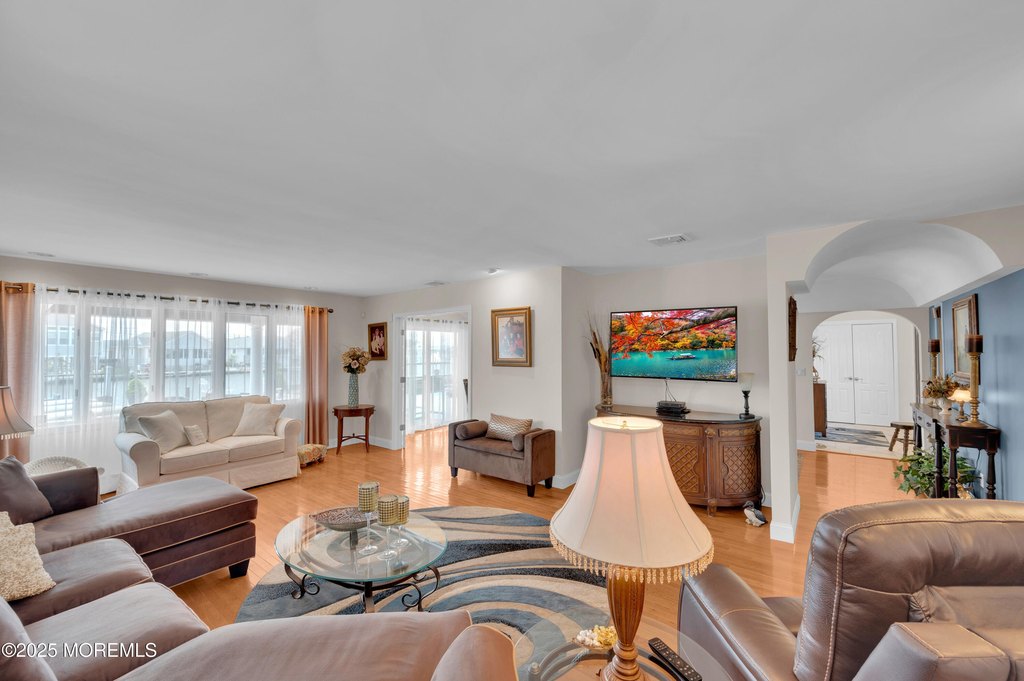 Lavallette, New Jersey, 08735, United States, 4 Bedrooms Bedrooms, ,3 BathroomsBathrooms,Residential,Forsale,1922713