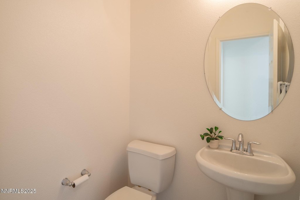 Reno, Nevada, 89521, United States, 4 Bedrooms Bedrooms, ,2.5 BathroomsBathrooms,Residential,Forsale,1936774