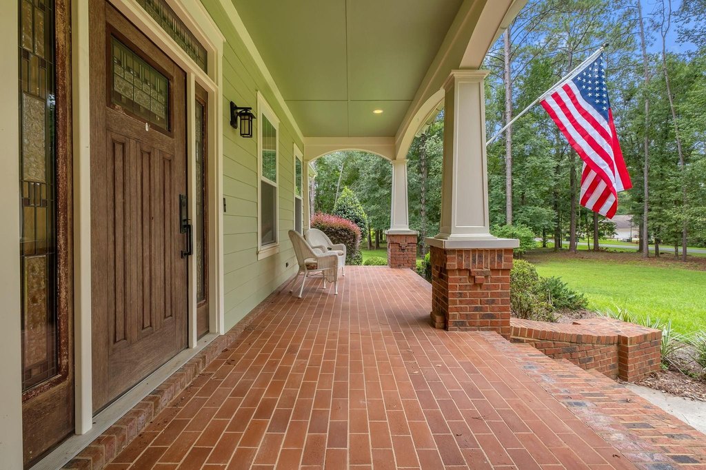 Tallahassee, Florida, 32312, United States, 4 Bedrooms Bedrooms, ,3 BathroomsBathrooms,Residential,Forsale,1946732