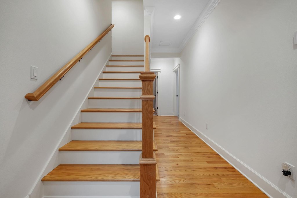 Tallahassee, Florida, 32312, United States, 4 Bedrooms Bedrooms, ,3 BathroomsBathrooms,Residential,Forsale,1946732