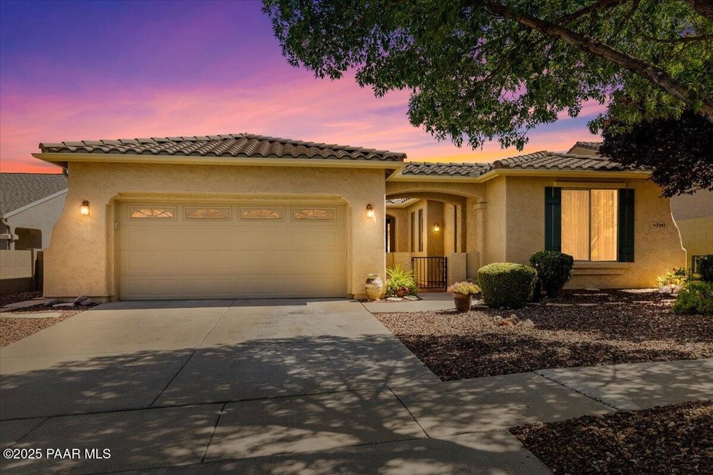 Prescott Valley, Arizona, 86314, United States, 3 Bedrooms Bedrooms, ,2.5 BathroomsBathrooms,Residential,Forsale,1929283
