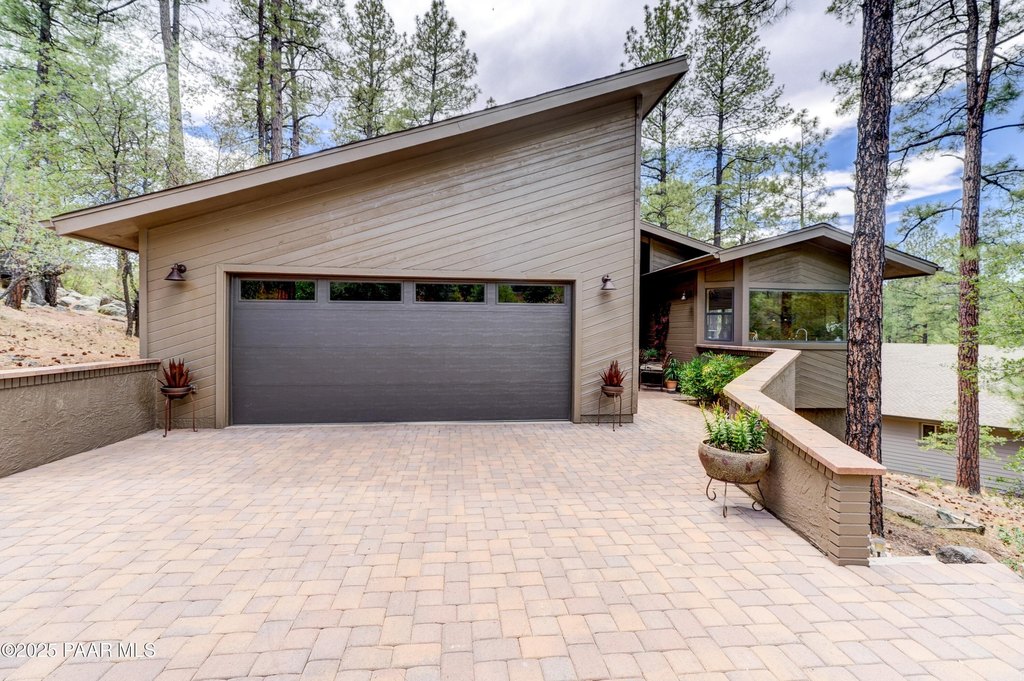 Prescott, Arizona, 86303, United States, 2 Bedrooms Bedrooms, ,2 BathroomsBathrooms,Residential,Forsale,1929273