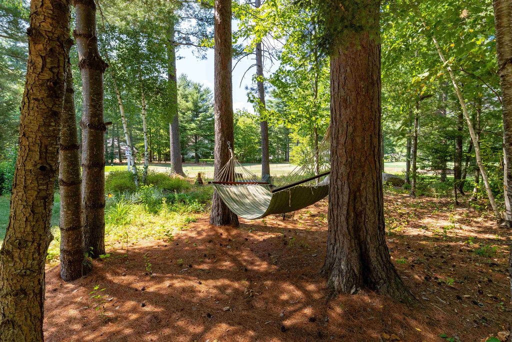 Hales Location, New Hampshire, 03860, United States, 3 Bedrooms Bedrooms, ,2.5 BathroomsBathrooms,Residential,Forsale,1941245