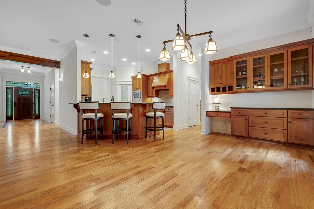 Tallahassee, Florida, 32312, United States, 4 Bedrooms Bedrooms, ,3 BathroomsBathrooms,Residential,Forsale,1946732