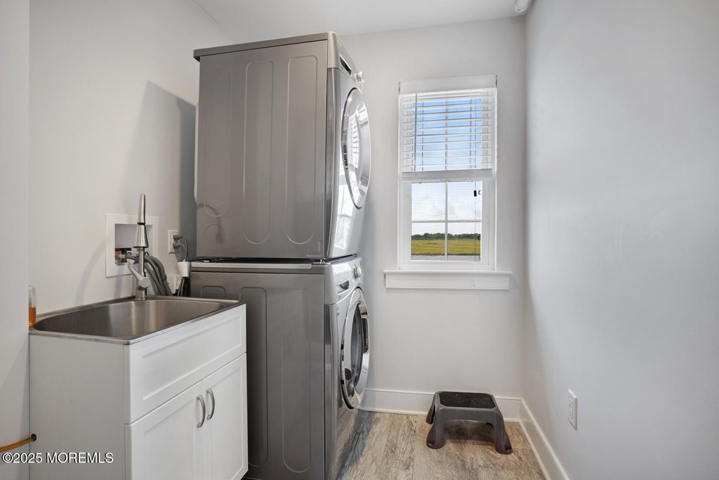 Little Egg Harbor, New Jersey, 08087, United States, 4 Bedrooms Bedrooms, ,3 BathroomsBathrooms,Residential,Forsale,1922718