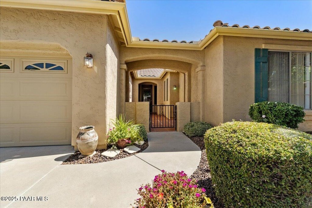 Prescott Valley, Arizona, 86314, United States, 3 Bedrooms Bedrooms, ,2.5 BathroomsBathrooms,Residential,Forsale,1929283