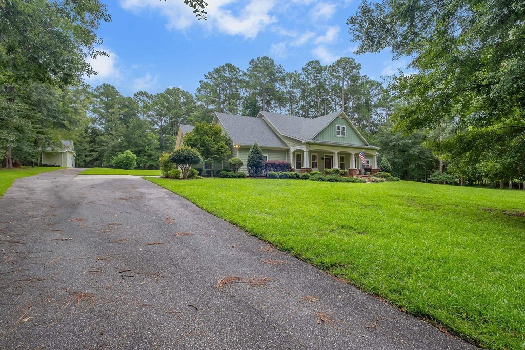 Tallahassee, Florida, 32312, United States, 4 Bedrooms Bedrooms, ,3 BathroomsBathrooms,Residential,Forsale,1946732