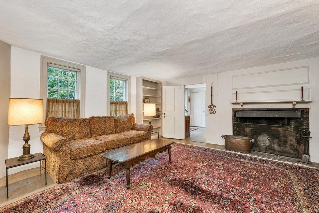 Weare, New Hampshire, 03281, United States, 3 Bedrooms Bedrooms, ,2 BathroomsBathrooms,Residential,Forsale,1952919