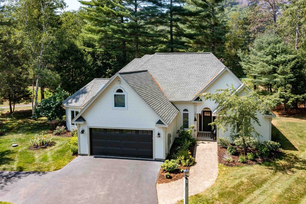 Hales Location, New Hampshire, 03860, United States, 3 Bedrooms Bedrooms, ,2.5 BathroomsBathrooms,Residential,Forsale,1941245