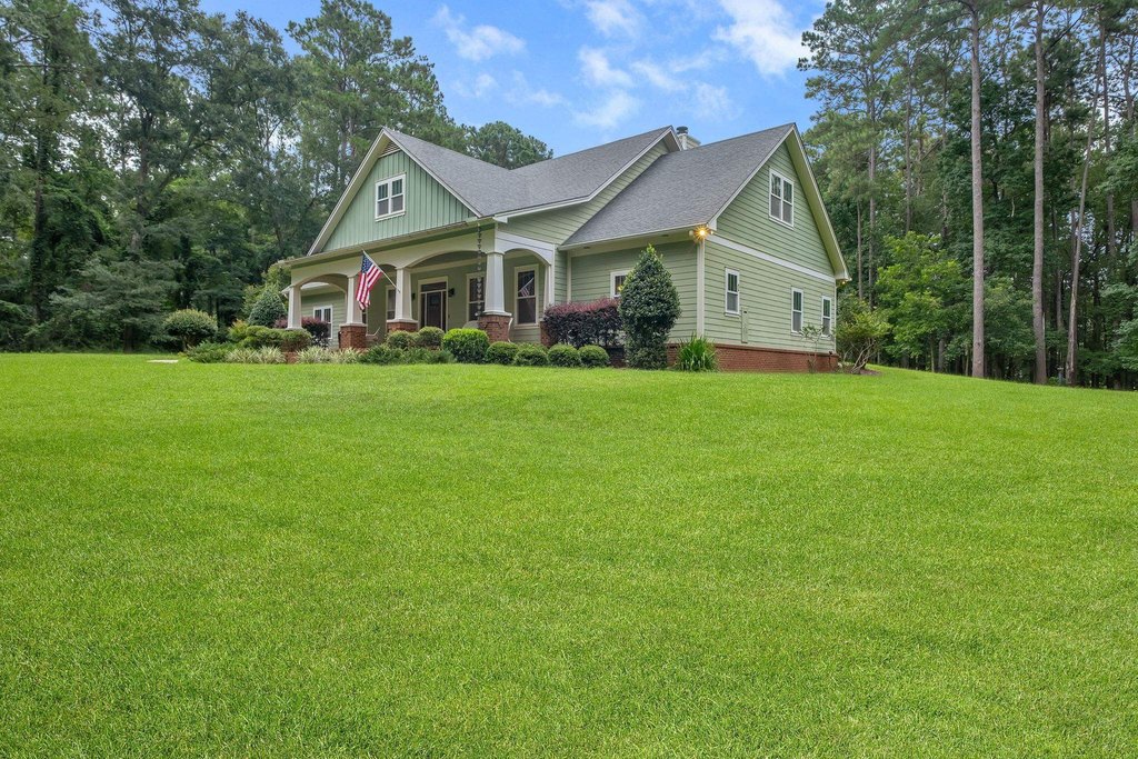 Tallahassee, Florida, 32312, United States, 4 Bedrooms Bedrooms, ,3 BathroomsBathrooms,Residential,Forsale,1946732