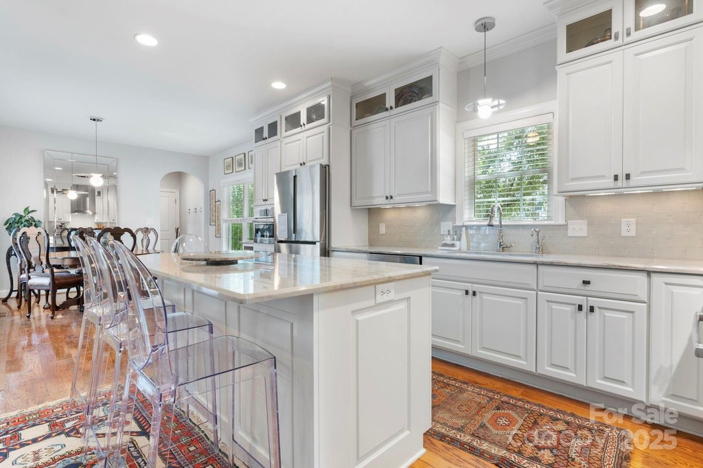 Hickory, North Carolina, 28601, United States, 4 Bedrooms Bedrooms, ,3.5 BathroomsBathrooms,Residential,Forsale,1934926