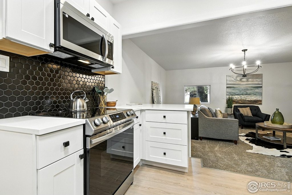 Eaton, Colorado, 80615, United States, 4 Bedrooms Bedrooms, ,2 BathroomsBathrooms,Residential,Forsale,1946718