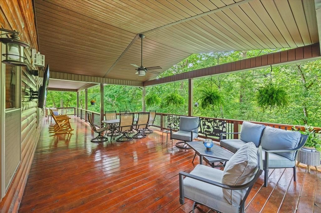 Celina, Tennessee, 38551, United States, 3 Bedrooms Bedrooms, ,2 BathroomsBathrooms,Residential,Forsale,1929825