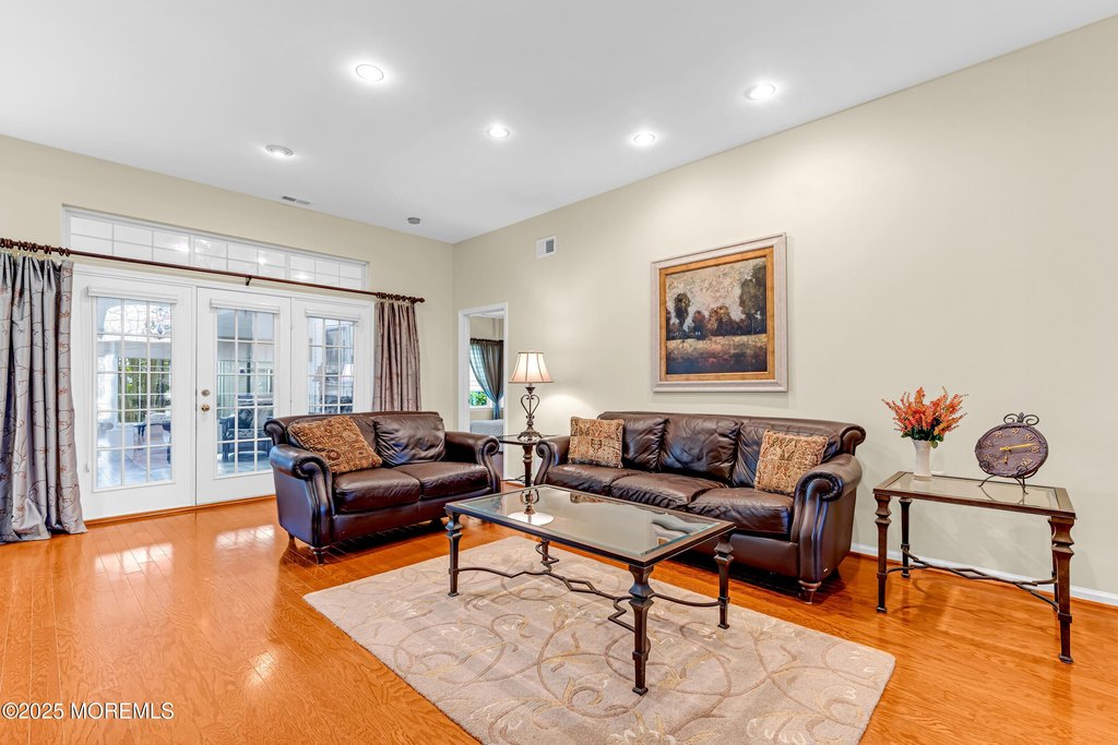 Manchester, New Jersey, 08759, United States, 3 Bedrooms Bedrooms, ,2 BathroomsBathrooms,Residential,Forsale,1946401