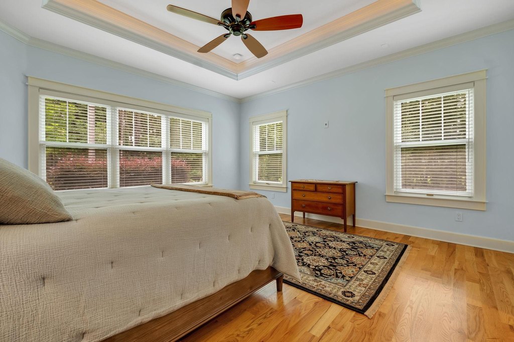 Tallahassee, Florida, 32312, United States, 4 Bedrooms Bedrooms, ,3 BathroomsBathrooms,Residential,Forsale,1946732