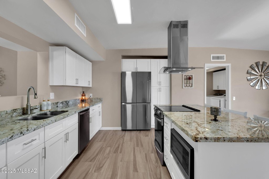 Tucson, Arizona, 85704, United States, 3 Bedrooms Bedrooms, ,2 BathroomsBathrooms,Residential,Forsale,1963524