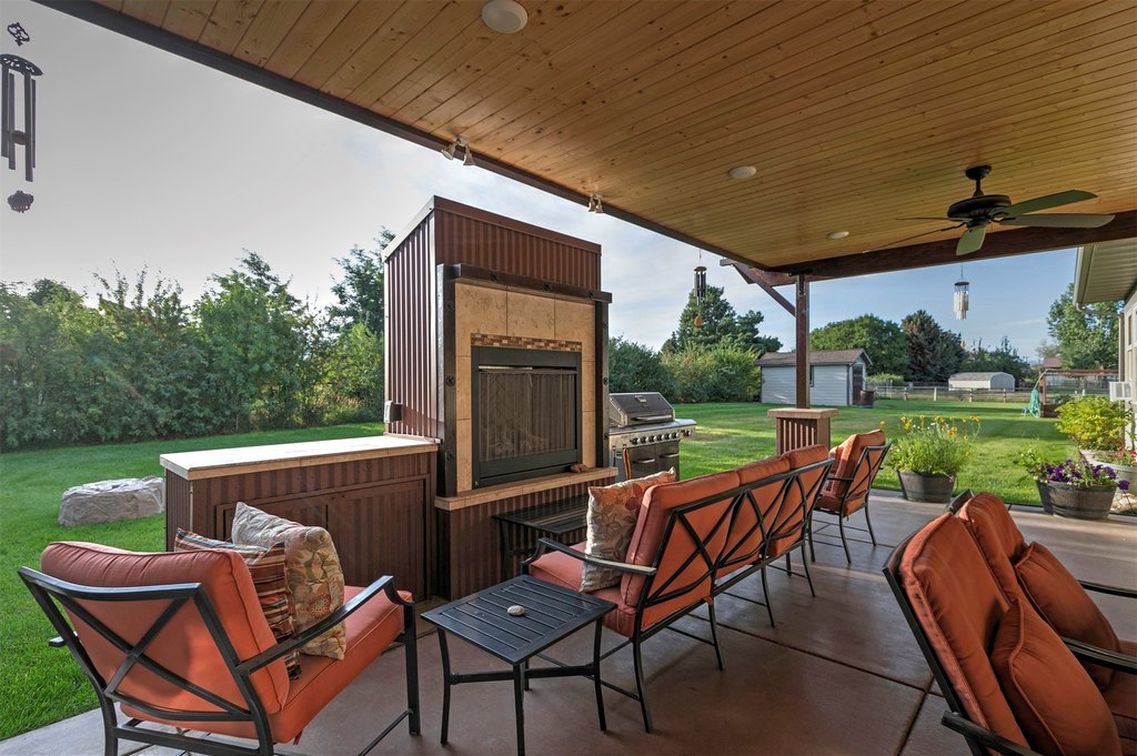 Corvallis, Montana, 59828, United States, 4 Bedrooms Bedrooms, ,3.5 BathroomsBathrooms,Residential,Forsale,1944296