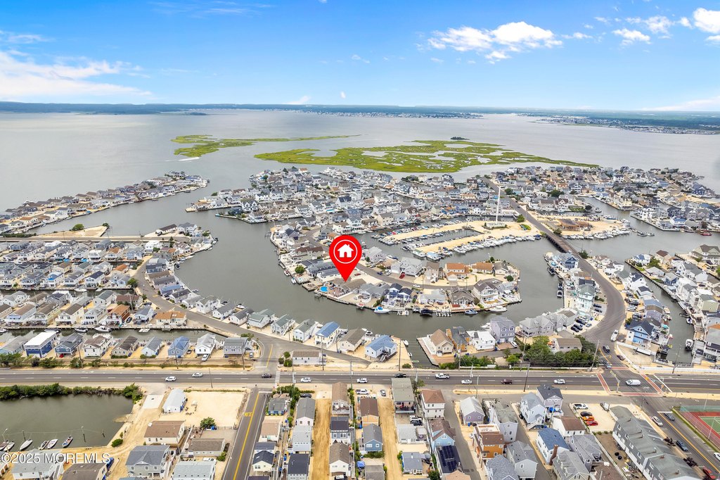 Lavallette, New Jersey, 08735, United States, 4 Bedrooms Bedrooms, ,3 BathroomsBathrooms,Residential,Forsale,1922713
