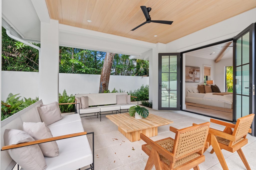 Delray Beach, Florida, 33444, United States, 4 Bedrooms Bedrooms, ,3.5 BathroomsBathrooms,Residential,Forsale,1929735
