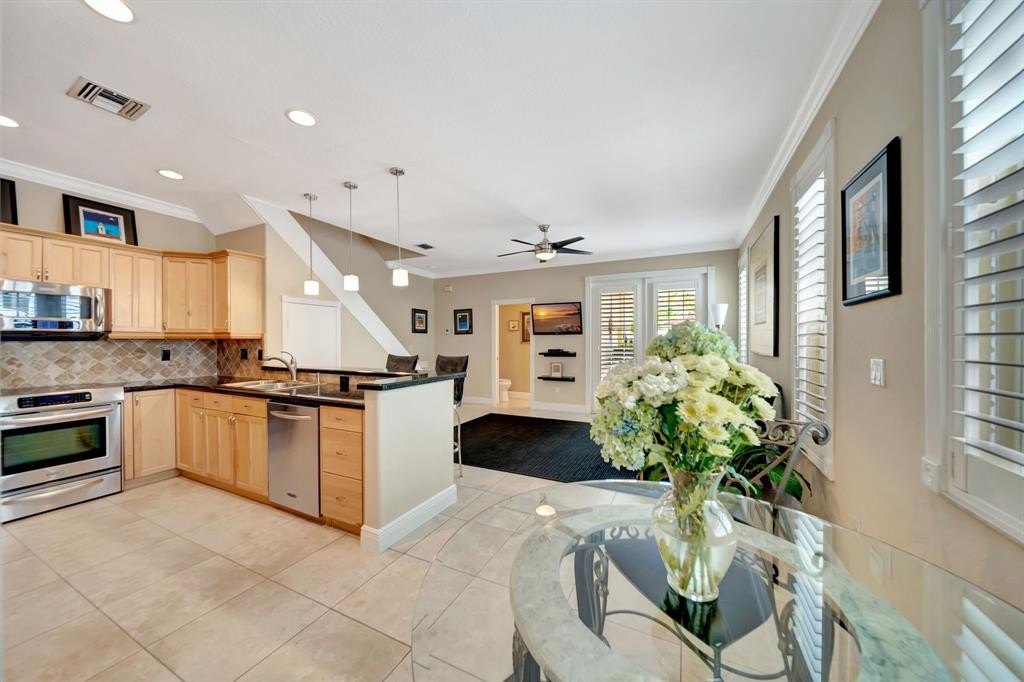 Fort Lauderdale, Florida, 33315, United States, 3 Bedrooms Bedrooms, ,2.5 BathroomsBathrooms,Residential,Forsale,1959734