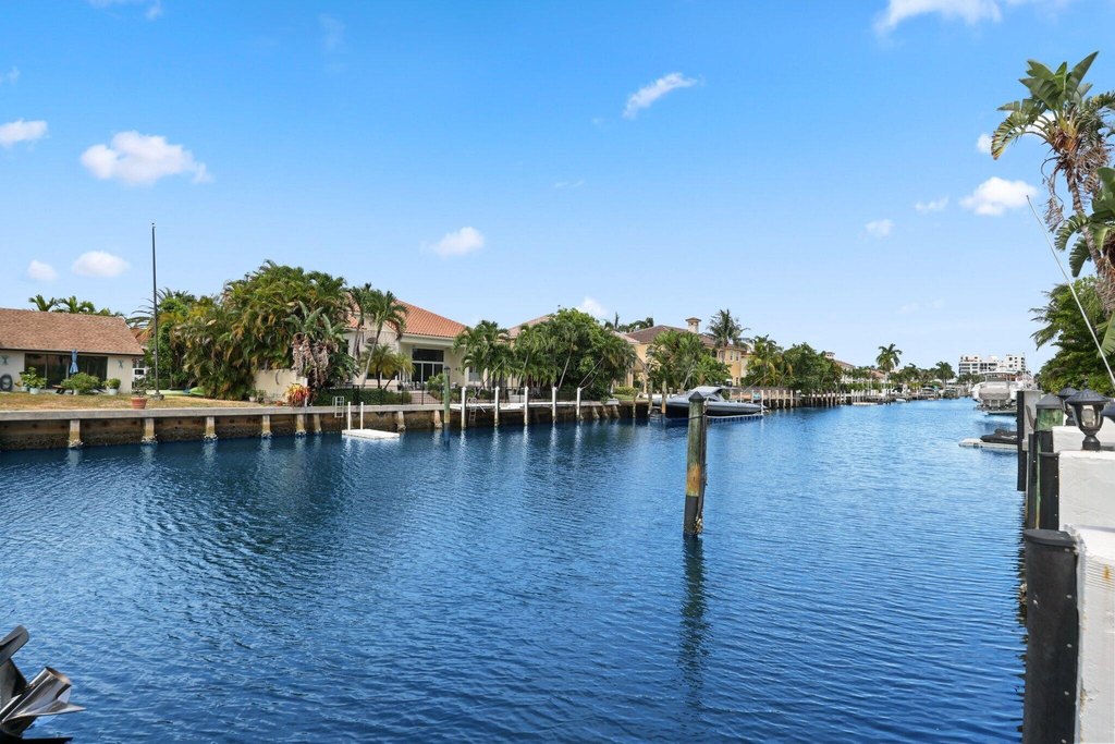 Delray Beach, Florida, 33483, United States, 5 Bedrooms Bedrooms, ,5.5 BathroomsBathrooms,Residential,Forsale,1996331