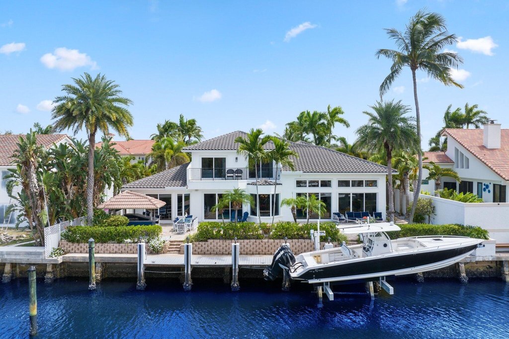 Delray Beach, Florida, 33483, United States, 5 Bedrooms Bedrooms, ,5.5 BathroomsBathrooms,Residential,Forsale,1996331