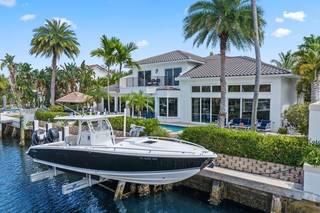 Delray Beach, Florida, 33483, United States, 5 Bedrooms Bedrooms, ,5.5 BathroomsBathrooms,Residential,Forsale,1996331