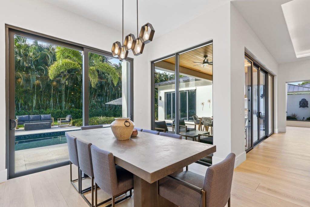 Boynton Beach, Florida, 33435, United States, 5 Bedrooms Bedrooms, ,5.5 BathroomsBathrooms,Residential,Forsale,1996310