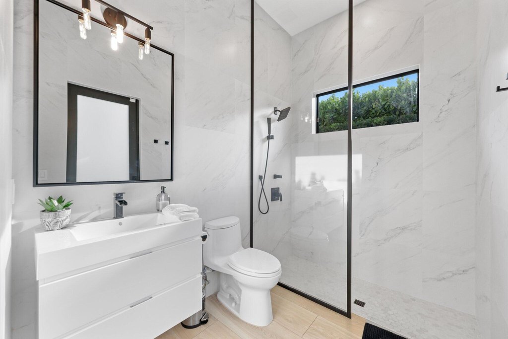 Boynton Beach, Florida, 33435, United States, 5 Bedrooms Bedrooms, ,5.5 BathroomsBathrooms,Residential,Forsale,1996310