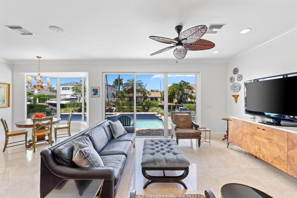 Delray Beach, Florida, 33483, United States, 5 Bedrooms Bedrooms, ,5.5 BathroomsBathrooms,Residential,Forsale,1996331