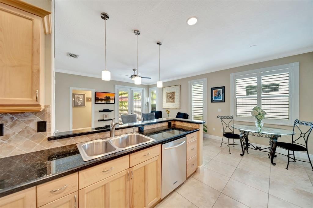 Fort Lauderdale, Florida, 33315, United States, 3 Bedrooms Bedrooms, ,2.5 BathroomsBathrooms,Residential,Forsale,1959734