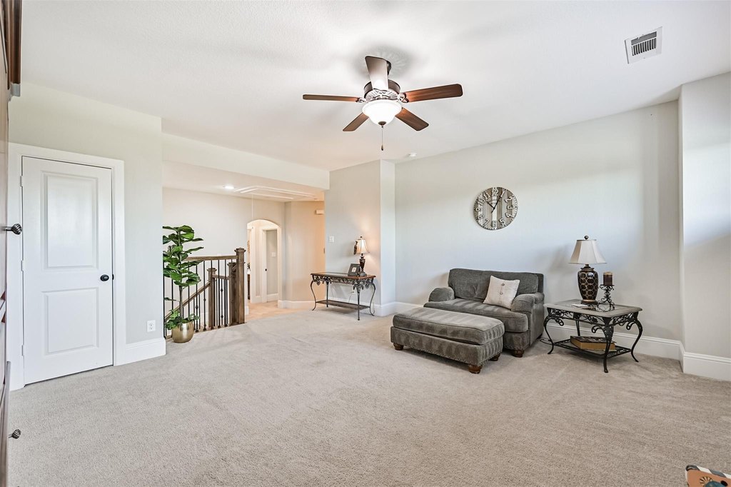 Friendswood, Texas, 77546, United States, 5 Bedrooms Bedrooms, ,4 BathroomsBathrooms,Residential,Forsale,1936498