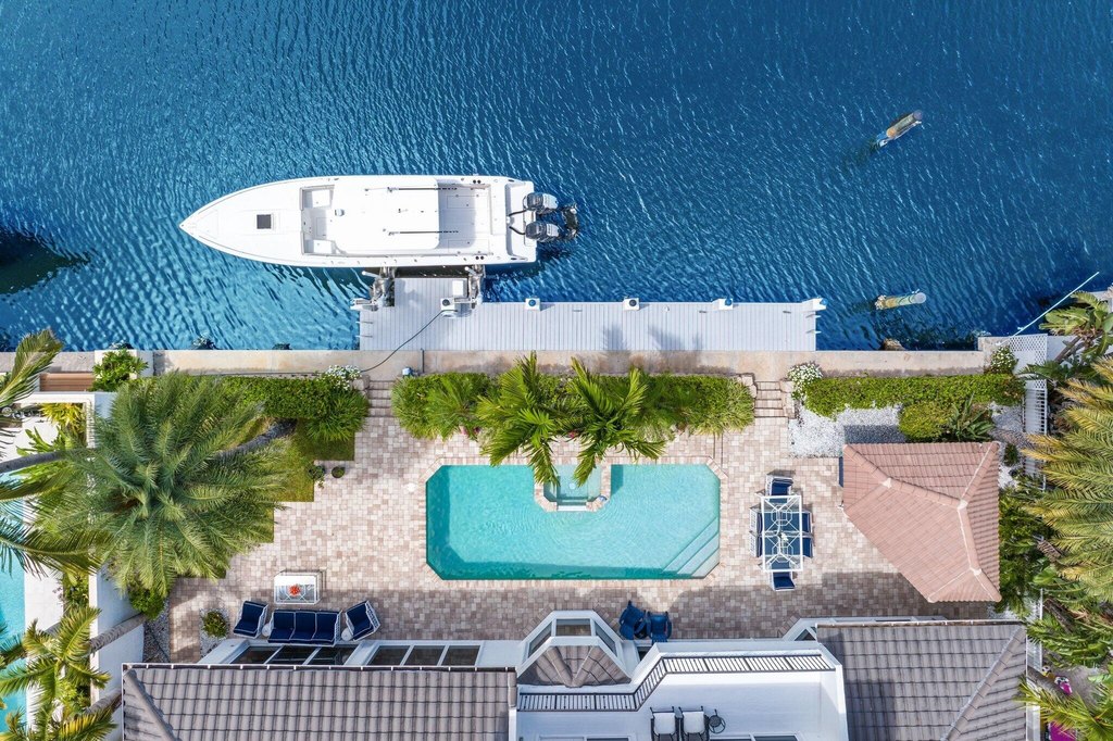 Delray Beach, Florida, 33483, United States, 5 Bedrooms Bedrooms, ,5.5 BathroomsBathrooms,Residential,Forsale,1996331