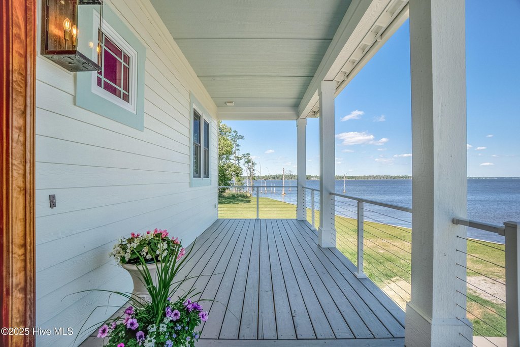 Edenton, North Carolina, 27932, United States, 4 Bedrooms Bedrooms, ,4.5 BathroomsBathrooms,Residential,Forsale,1892313