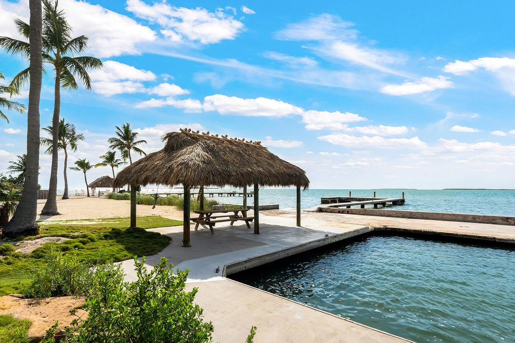 Key Largo, Florida, 33037, United States, ,Land,Forsale,2011117