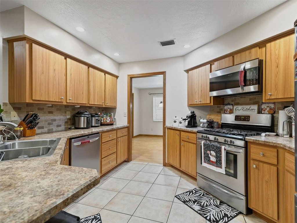 OCALA, Florida, 34482, United States, 3 Bedrooms Bedrooms, ,2 BathroomsBathrooms,Residential,Forsale,1959745