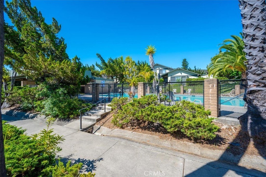 San Luis Obispo, California, 93405, United States, 2 Bedrooms Bedrooms, ,1.5 BathroomsBathrooms,Residential,Forsale,1929256