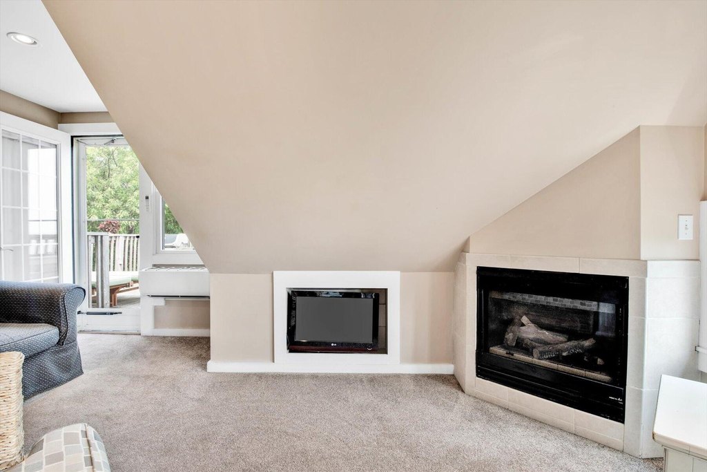 Provincetown, Massachusetts, 02657, United States, 8 Bedrooms Bedrooms, ,7 BathroomsBathrooms,Residential,Forsale,1883799