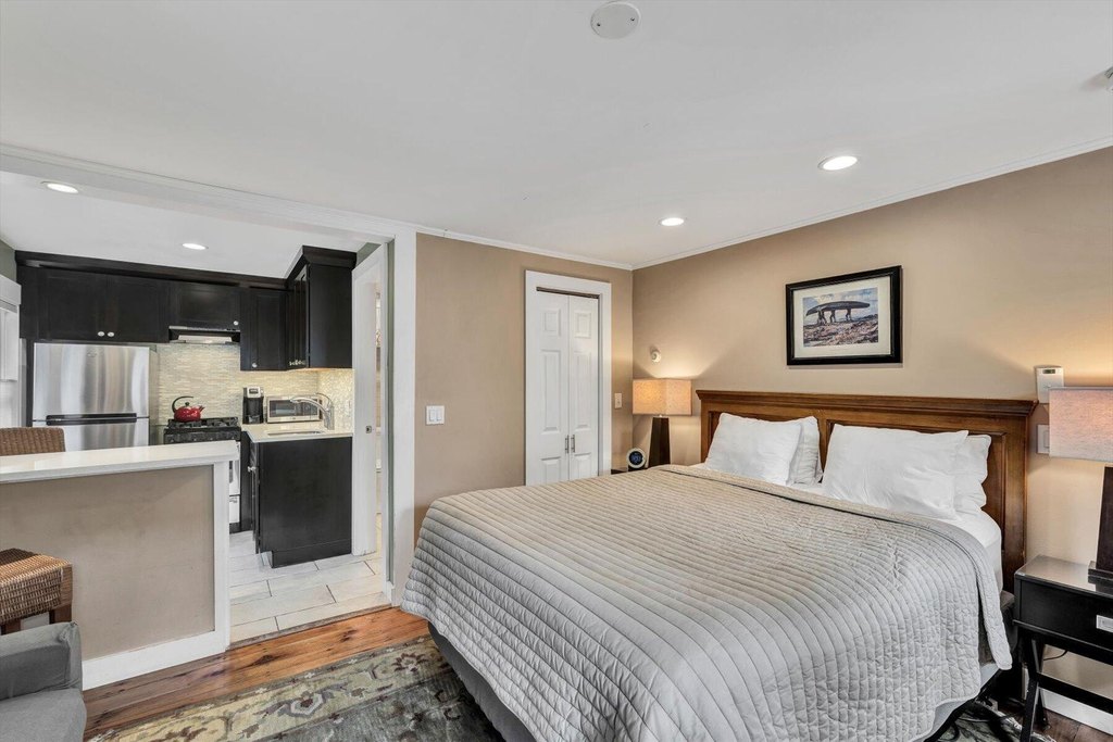 Provincetown, Massachusetts, 02657, United States, 8 Bedrooms Bedrooms, ,7 BathroomsBathrooms,Residential,Forsale,1883799
