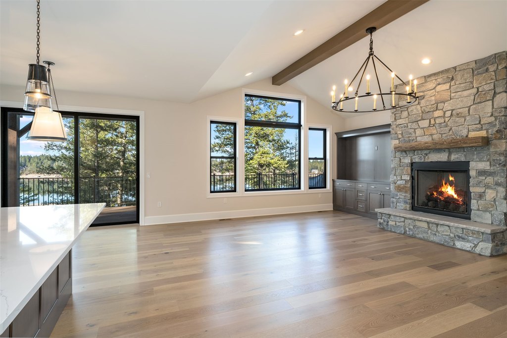 Kalispell, Montana, 59901, United States, 5 Bedrooms Bedrooms, ,4.5 BathroomsBathrooms,Residential,Forsale,1941216