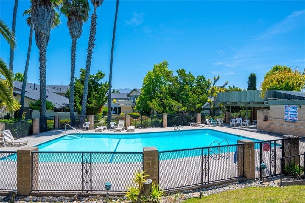 San Luis Obispo, California, 93405, United States, 2 Bedrooms Bedrooms, ,1.5 BathroomsBathrooms,Residential,Forsale,1929256
